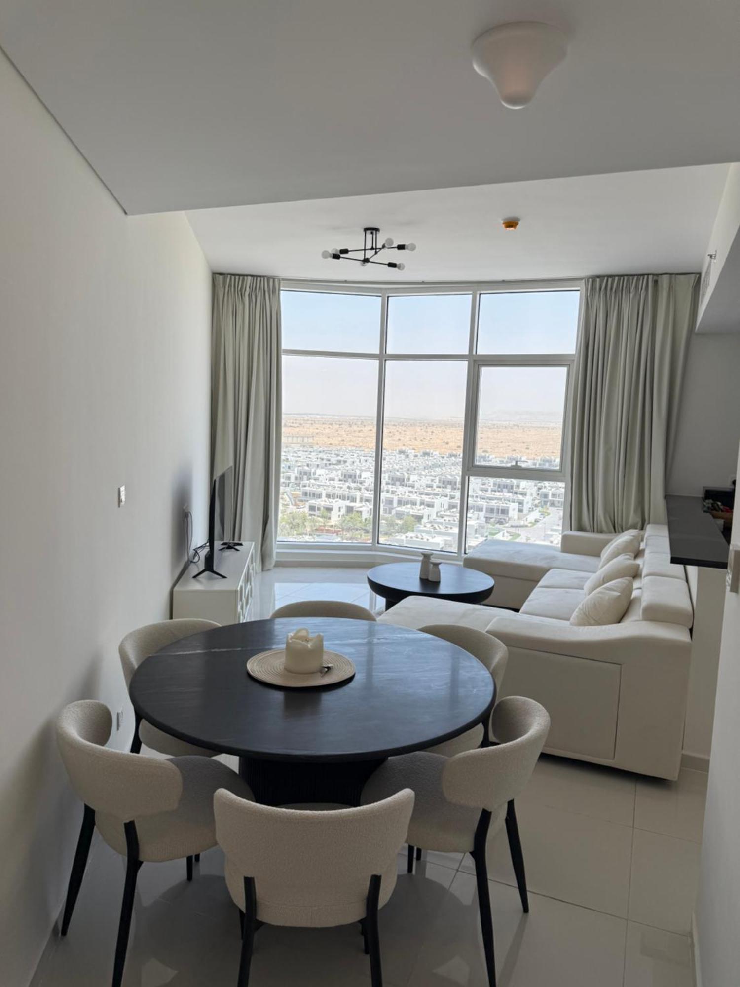 Apartment Superbe A Damac Hills 2 *
